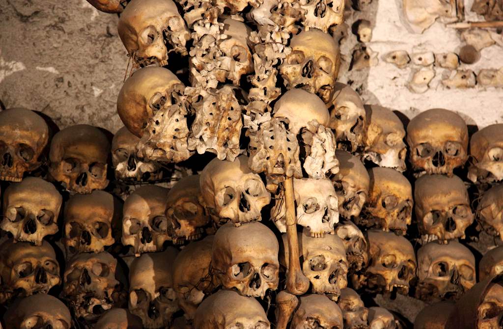 the catacombs of rome and the Catacombs outside of rome it was impossible to lay out subterranean passages in the mons vaticanus because the soil there is not of volcanic formation, but consists of alluvial deposits consequently there is no catacomb around the grave of st peter the faithful who wished to have their last resting-place near the tomb of the apostle were. the catacombs of rome and the Catacombs outside of rome it was impossible to lay out subterranean passages in the mons vaticanus because the soil there is not of volcanic formation, but consists of alluvial deposits consequently there is no catacomb around the grave of st peter the faithful who wished to have their last resting-place near the tomb of the apostle were.