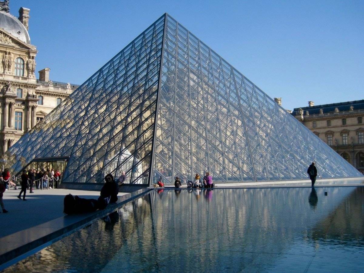Louvre